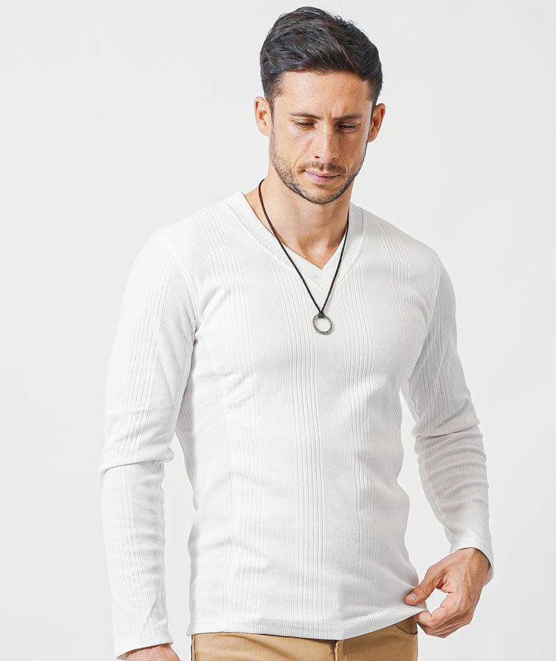 がっちり体型の方におすすめ3点コーデセット　ネイビー長袖ジャケット×白長袖Tシャツ×ベージュスリムチノパンツ