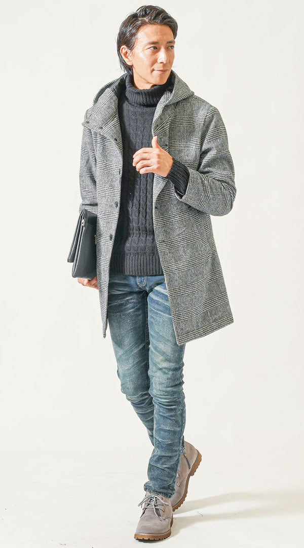 グレンチェックコート　ブルーデニムパンツ　グレーブーツ　メンズ コーデ 40代 50代 男性 冬 に合う おすすめ 着こなし おしゃれ かっこいい 人気