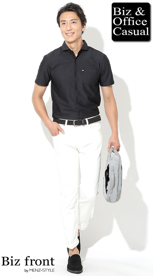 半袖黒ポロシャツ×白スリムパンツ　ロールアップスタイル　biz20ss_3243