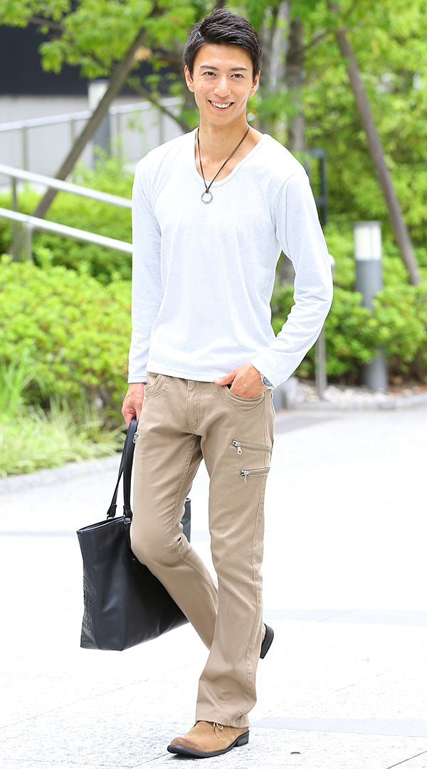 カットソー チノパン 黒トートバッグ snp_fm0505のコーディネート例