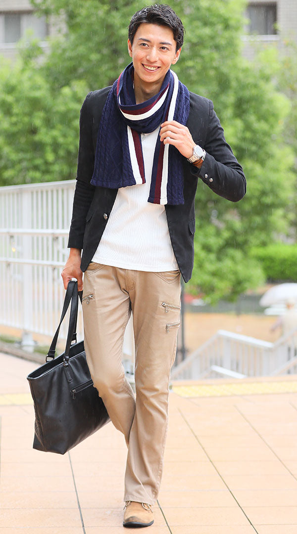 黒テーラードジャケット パンツ マフラー snp_nz0574のコーディネート