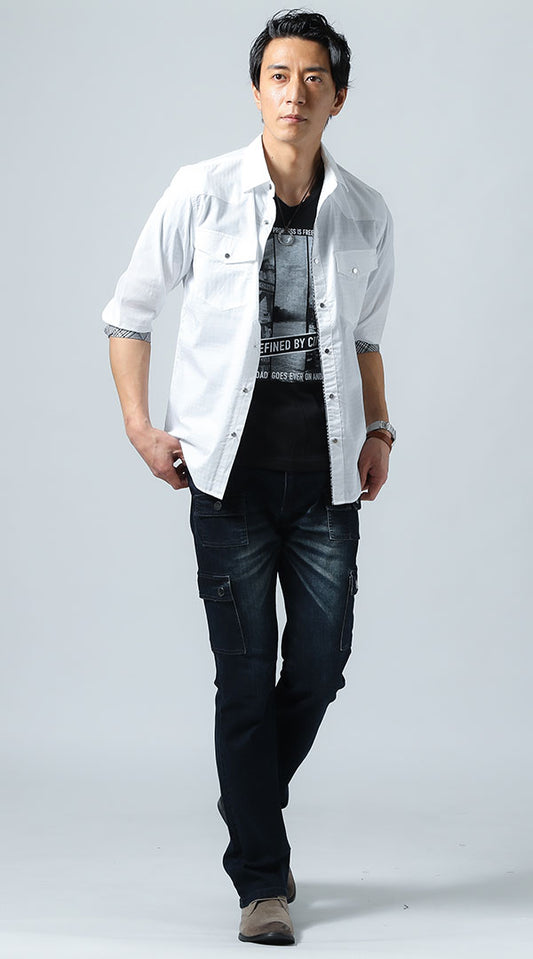 白シャドーチェックシャツ　黒プリントⅤネックＴシャツ　デニムカーゴパンツ　snp_jd1352