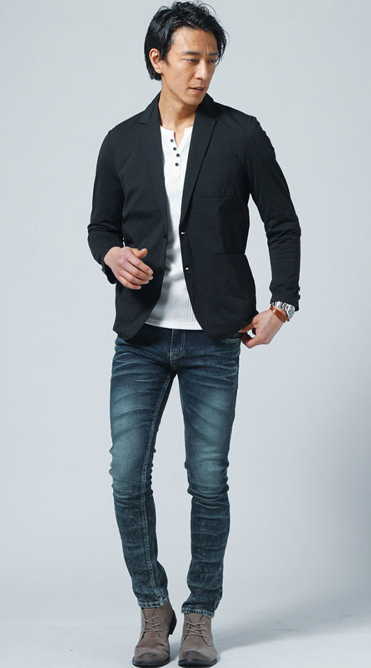 黒テーラードジャケット　白長袖Tシャツ　ダークブルーデニムパンツ　snp_lg0267