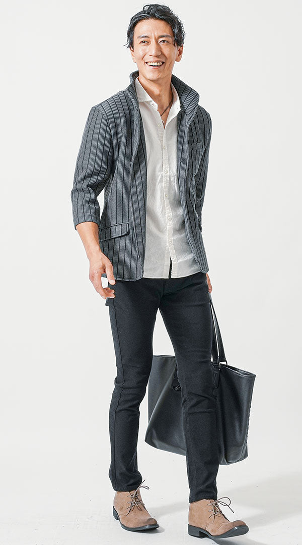 グレー×ブラックジャケット コーデ メンズ 40代 50代 30代 春 夏 カジュアル 白Tシャツ　黒パンツ　snp_ma1882