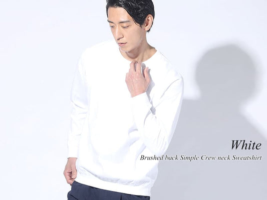 オフィスカジュアルで使えるスウェットシャツ