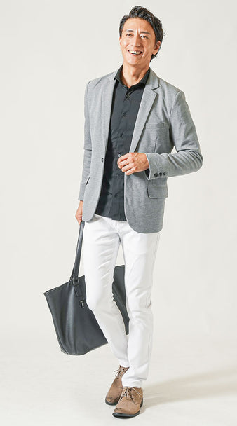 メンズにおすすめのグレージャケットと白パンツを合わせた秋冬シンプルコーデ