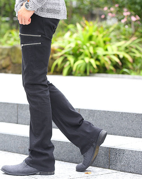 メンズにおすすめの3ジップ付き黒ブーツカットフレアカーゴパンツ