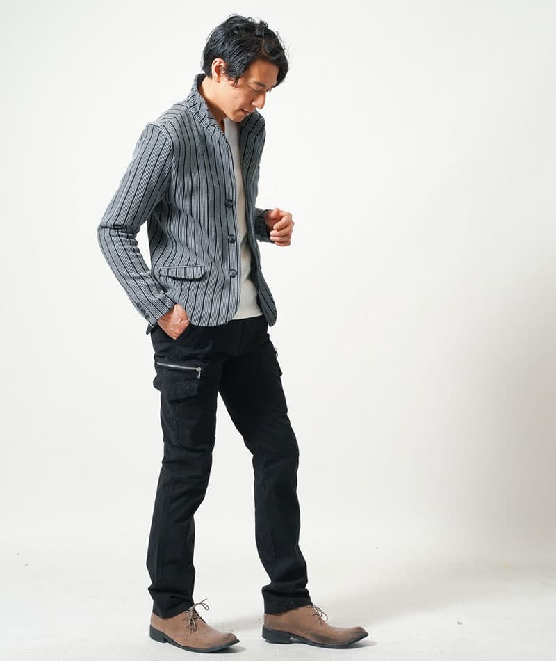 ジップ付きストレッチテーパードカーゴパンツ