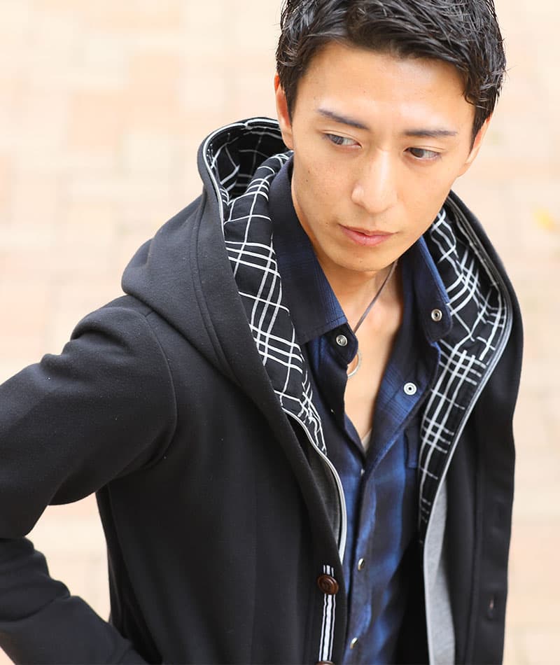 美品　定価2.5万　BRIEFING フード付き黒ジャケット　パーカー 二重フードがおしゃれなチェック使いダブルフードパーカー