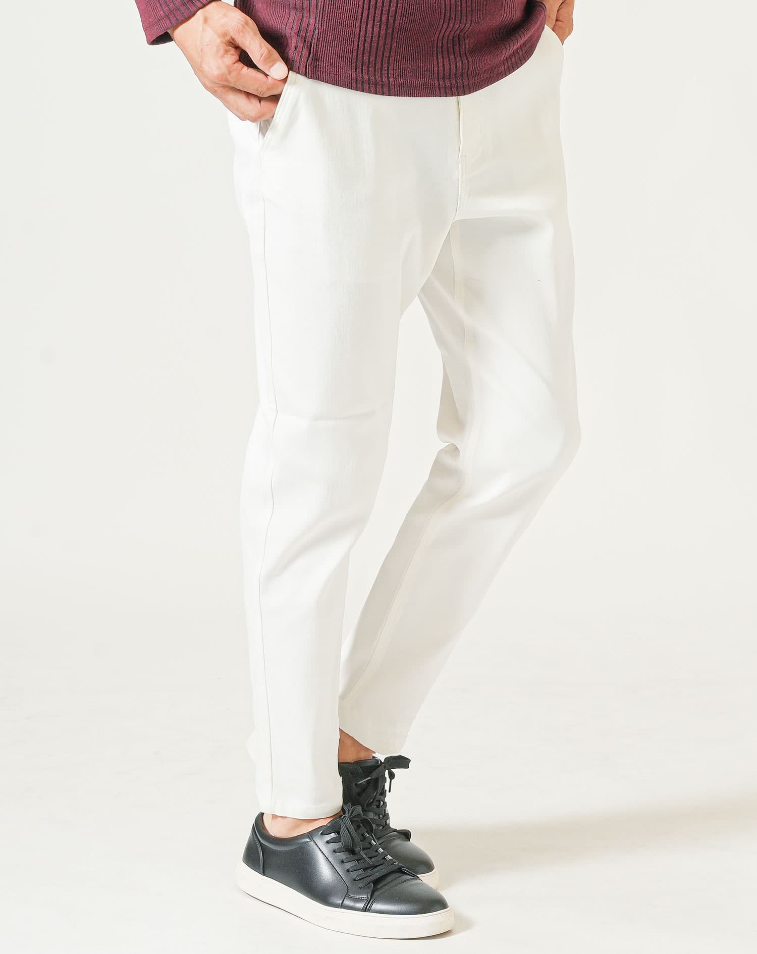 厚手生地ストレッチテーパードチノパンツ