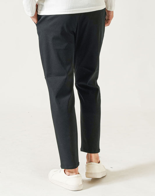 厚手生地ストレッチテーパードチノパンツ