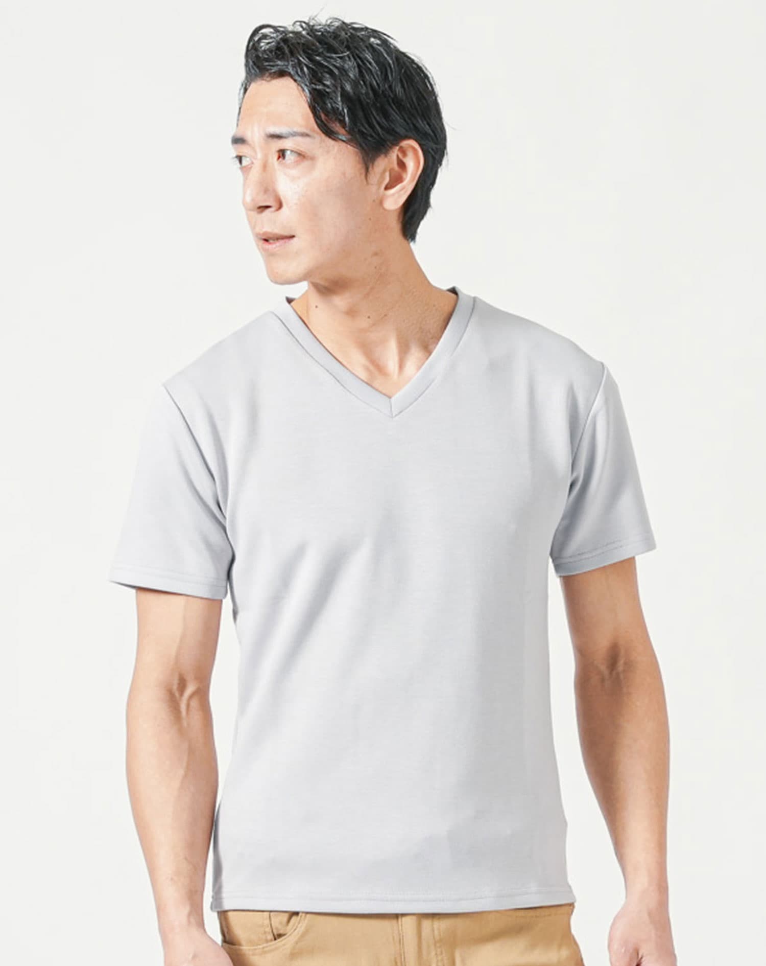 厚手生地＆接触冷感スリムフィット半袖VネックTシャツ
