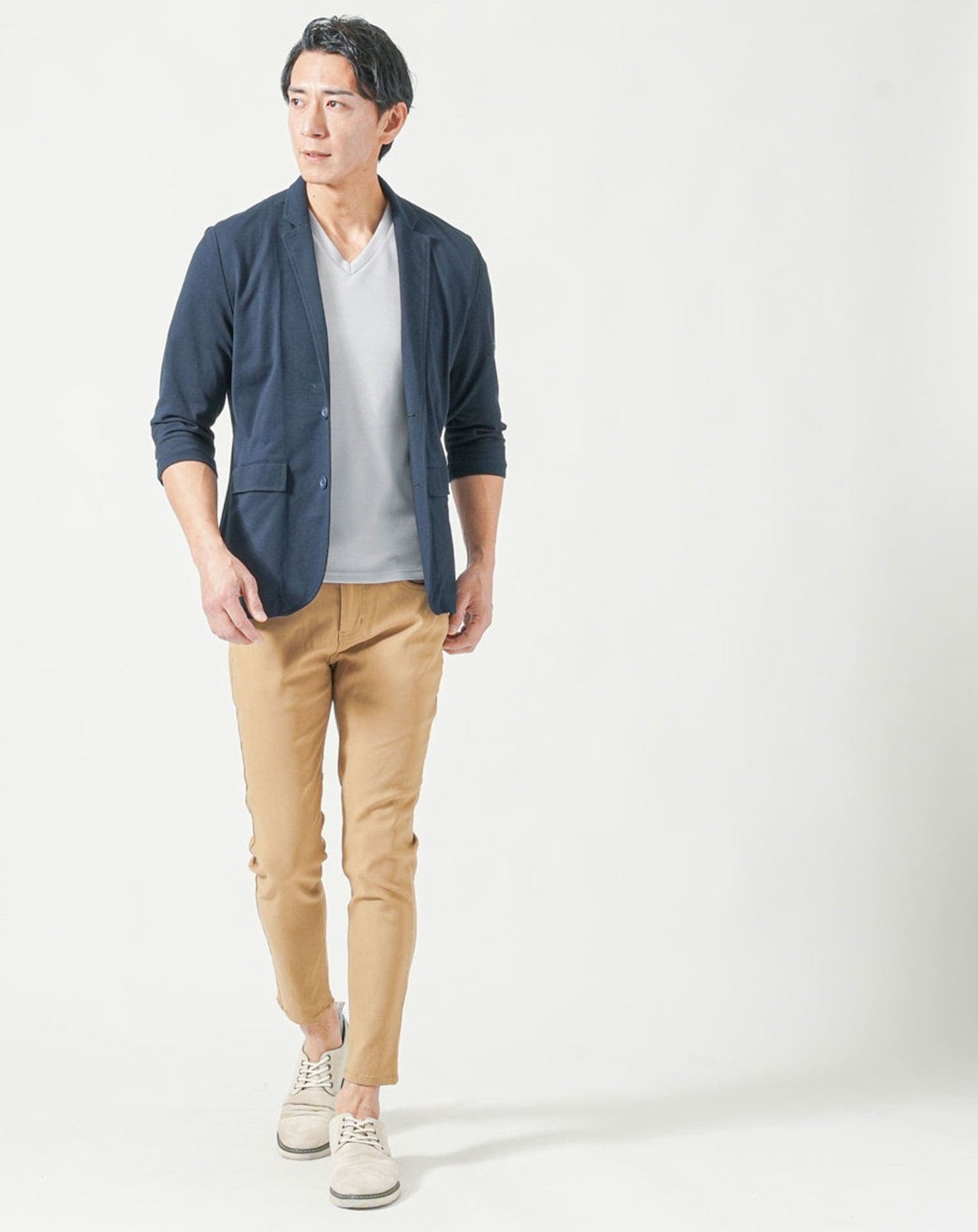 厚手生地＆接触冷感スリムフィット半袖VネックTシャツ