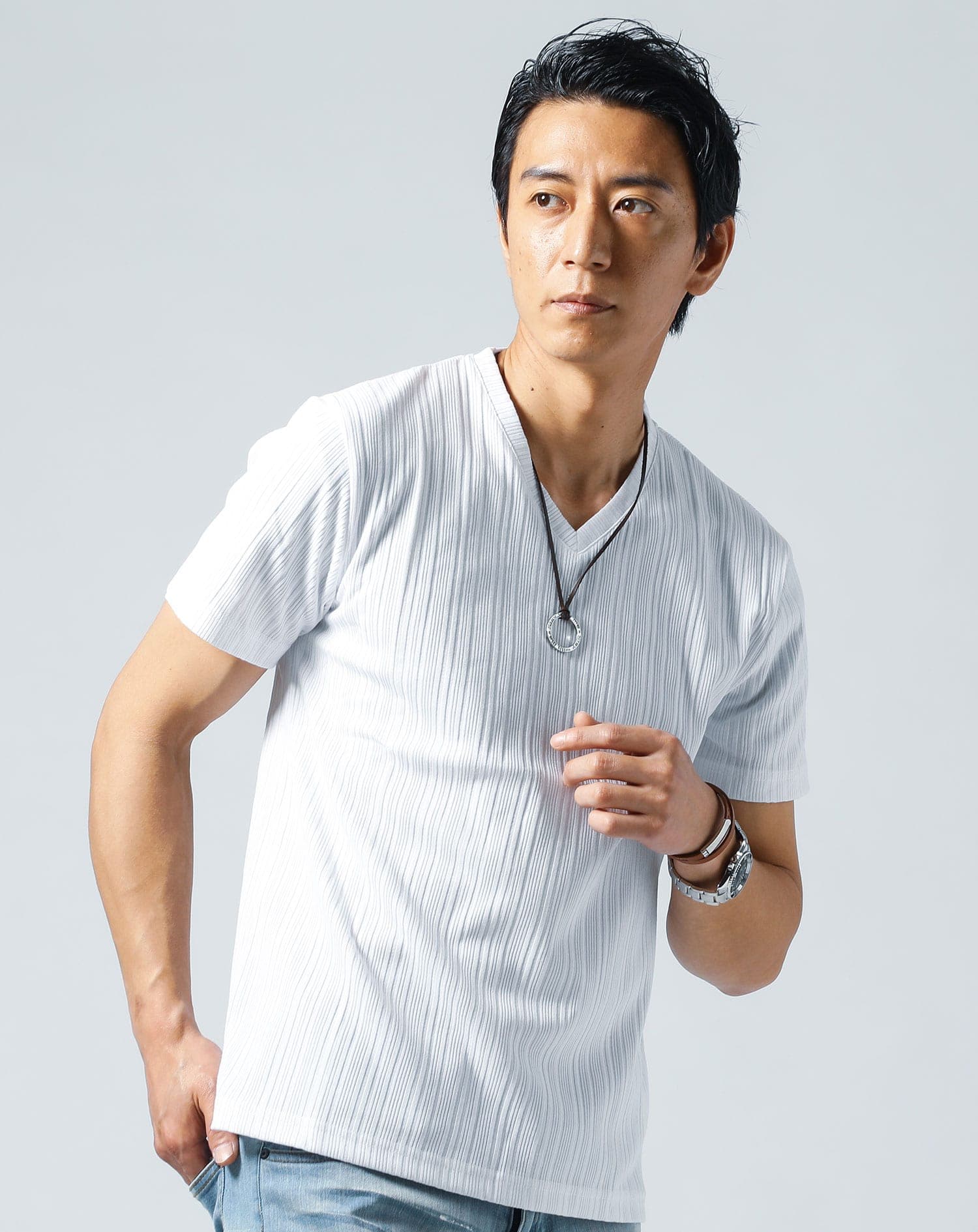 ランダムテレコ素材半袖スリムVネックTシャツ