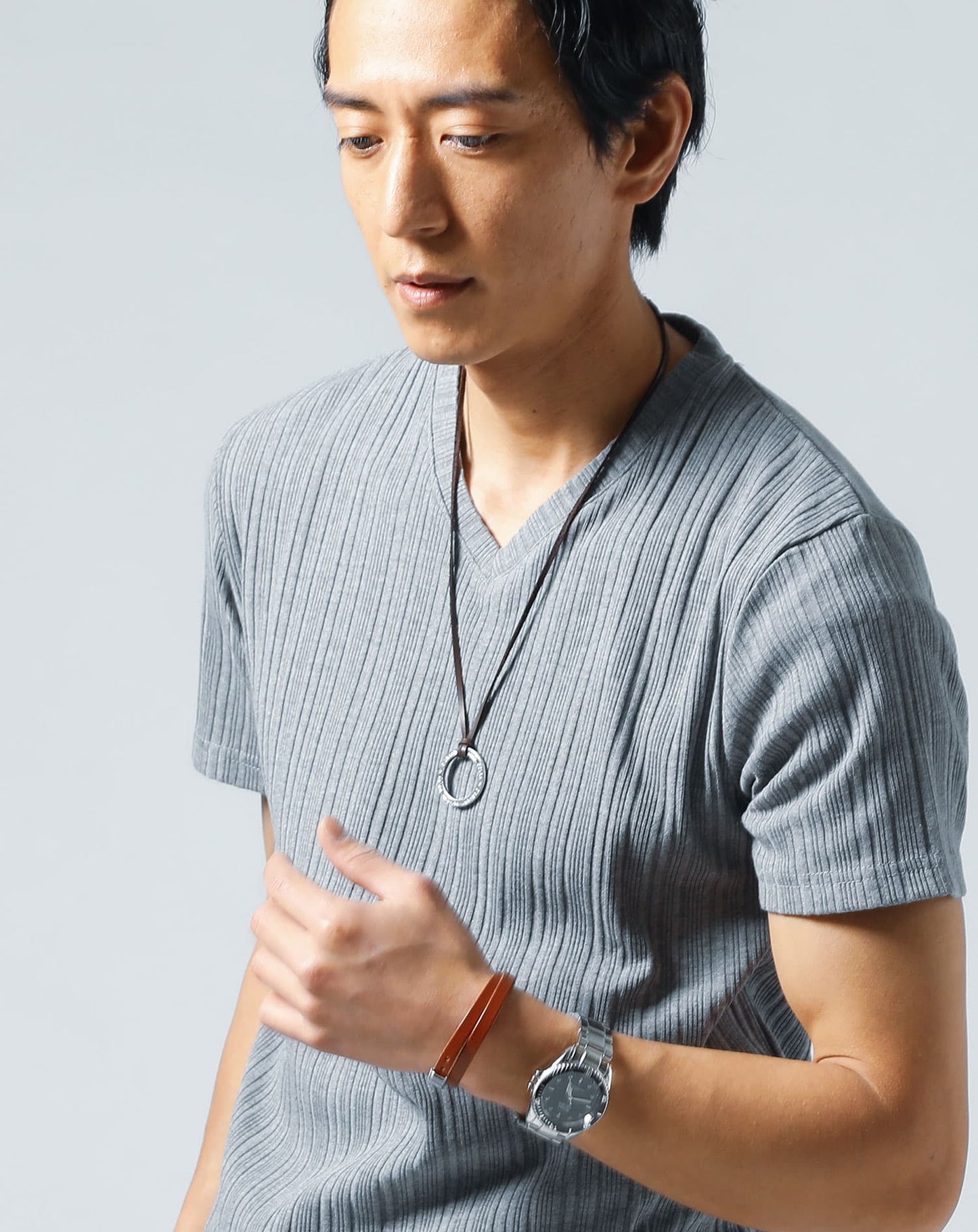 ランダムテレコ素材半袖スリムVネックTシャツ