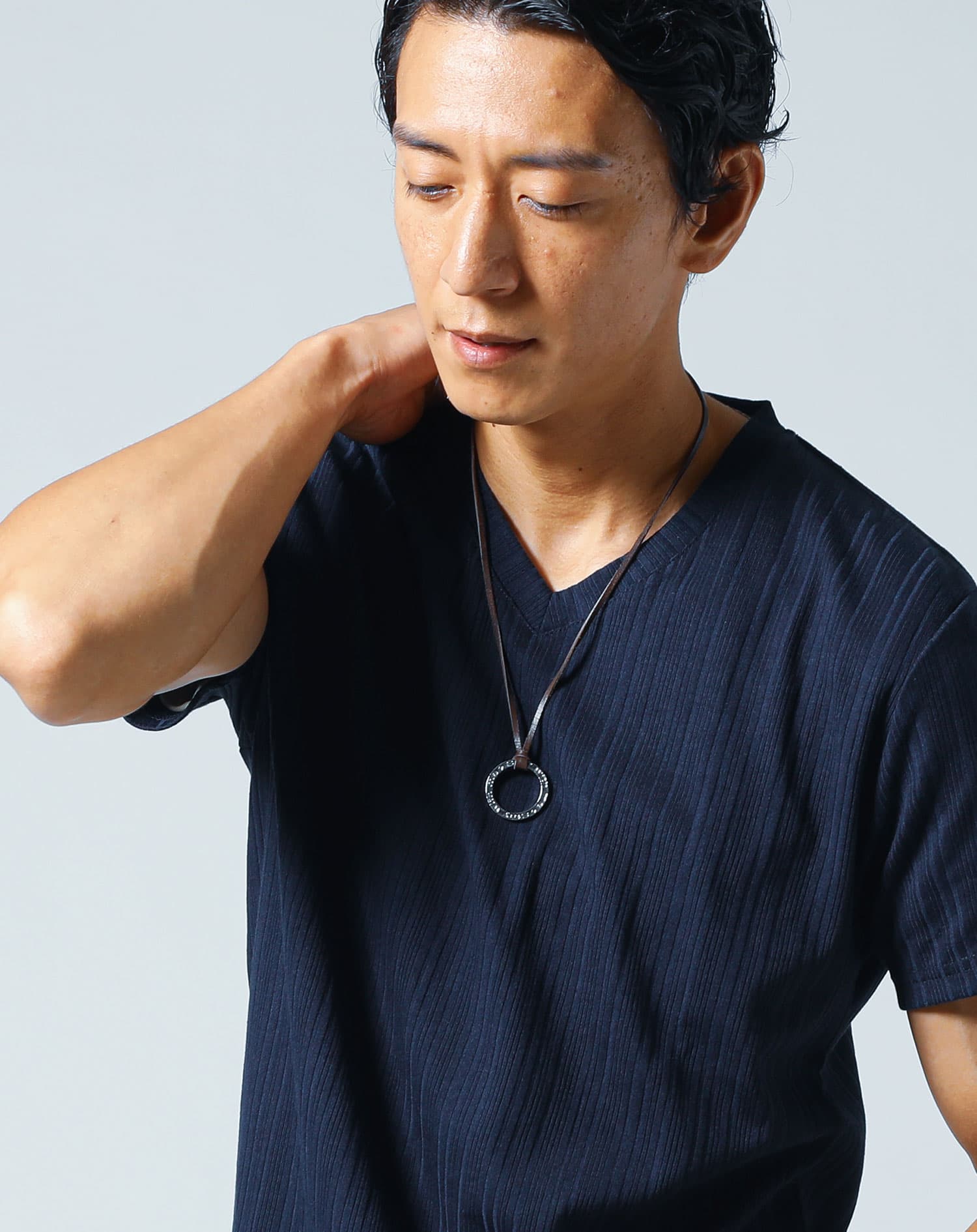 ランダムテレコ素材半袖スリムVネックTシャツ