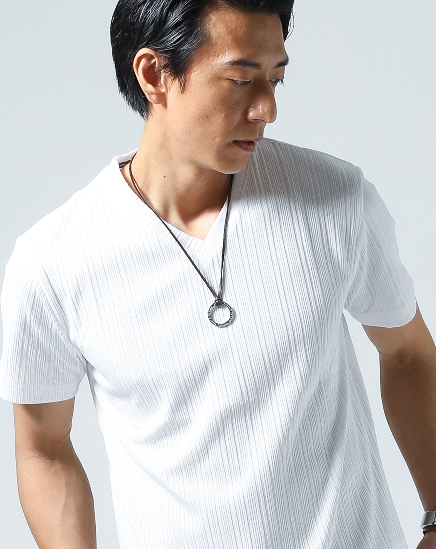 ランダムテレコ素材半袖スリムVネックTシャツ