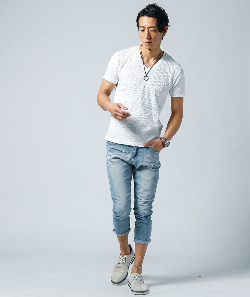脱ぎ着がしやすい！ぐーんと伸びる膨れバイアス柄半袖VネックTシャツ