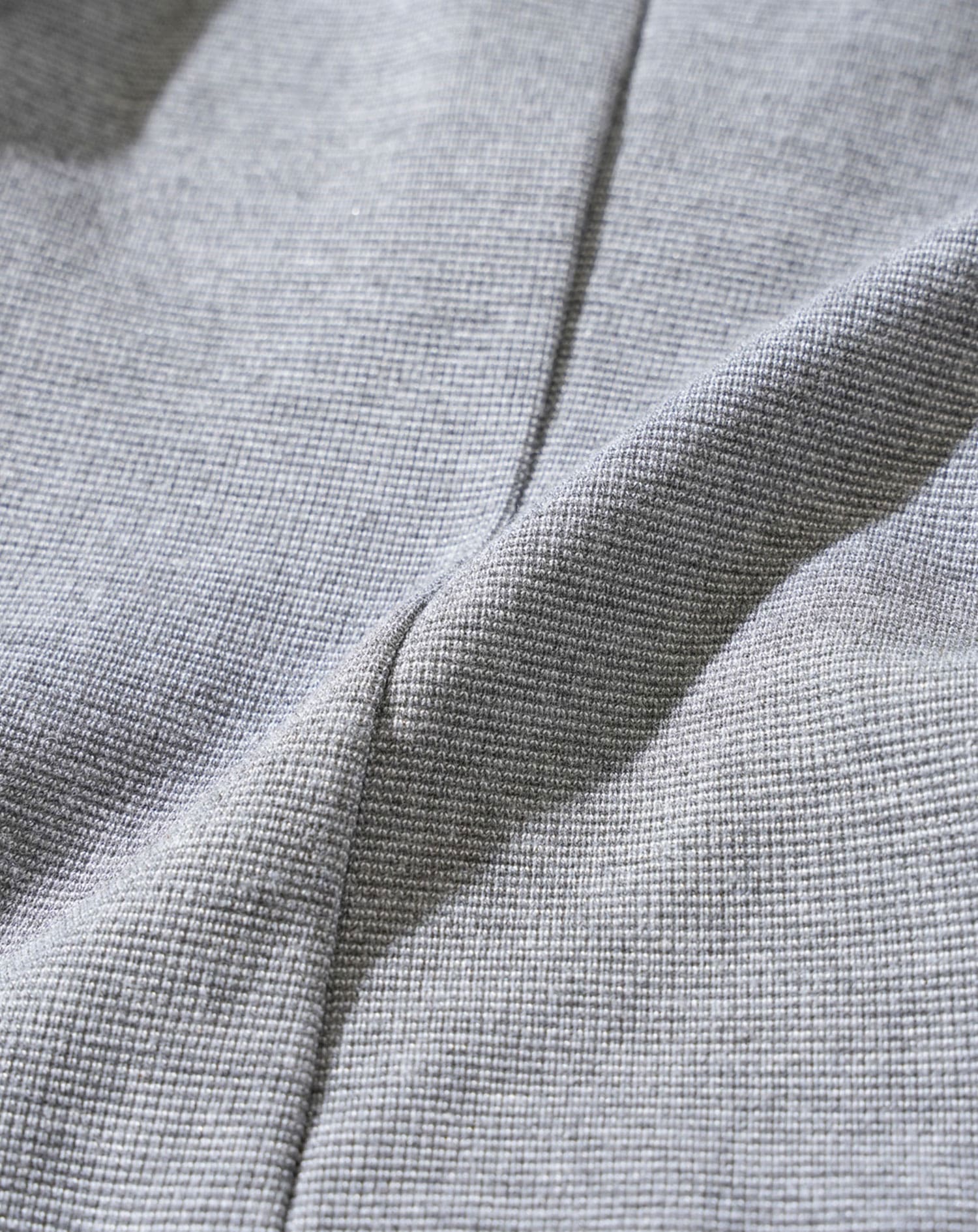 セットアップ ポケットチーフ付き長袖ストレッチカットテーラードジャケット×テーパードパンツ