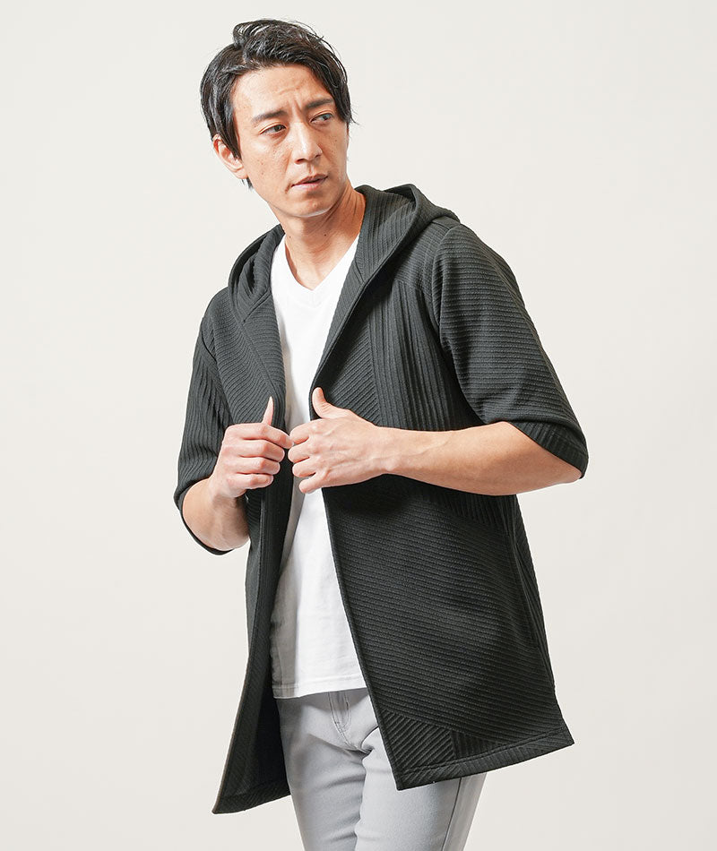 ブラック　H183cmW63kg 着用サイズ:Ｌ