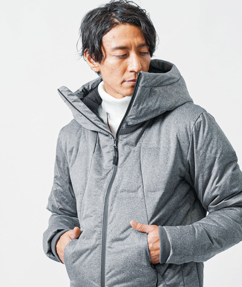 黒パンツに合う暖かい冬アウター