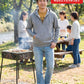 バーベキュー（BBQ）40代50代の服装3点メンズコーデセット  黒フーディガン×白ヘンリーネックTシャツ×ネイビーデニムパンツ