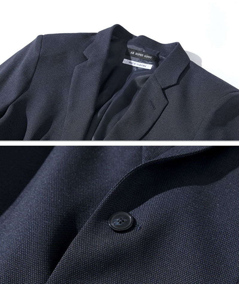 30代メンズ3点コーデセット ネイビーテーラードジャケット×白長袖Tシャツ×チャコールグレーテーパードスラックス biz