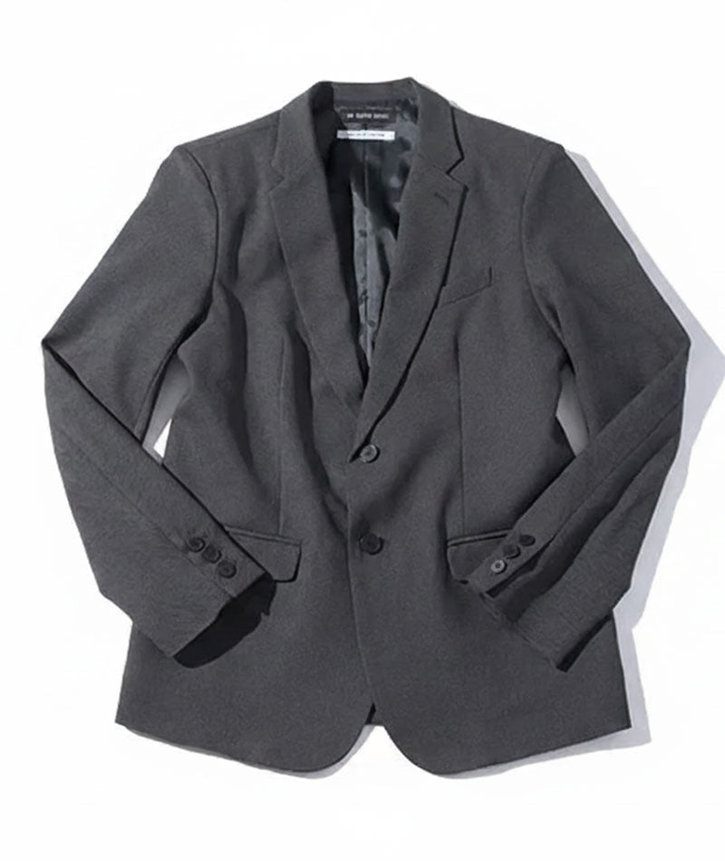 50代メンズ3点コーデセット グレーテーラードジャケット×黒長袖Tシャツ×カーキストレッチチノパンツ biz