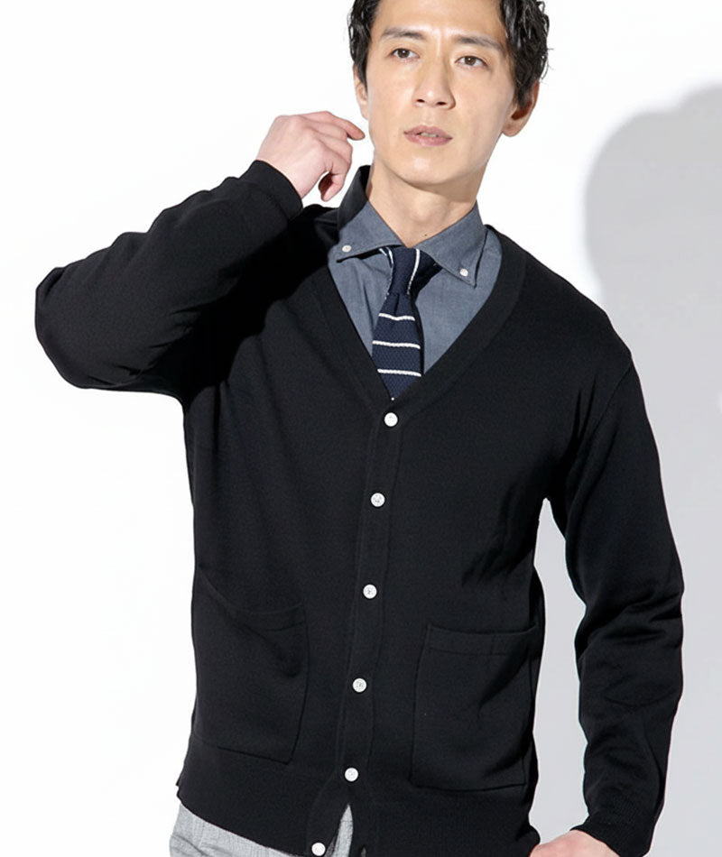 30代メンズ3点コーデセット 黒カーディガン×黒長袖Tシャツ×オフホワイトスラックスチノパン biz