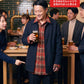 忘年会の服装40代50代3点メンズコーデセット  黒ワイヤー入りイタリアンスタンドカラージャケット×黒タートルネックニット×ネイビーテーパードデニムパンツ