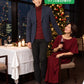 クリスマスディナーの服装40代50代3点メンズコーデセット  ネイビーテーラードジャケット×ワインレッドタートルネックニット×黒スリムパンツ