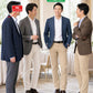 40代男性のホテル同窓会向けスマートカジュアル3点コーデセット デニムテーラードジャケット×白ボタンダウンシャツ×ベージュスリムチノパン