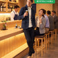 飲み会40代50代の服装3点メンズコーデセット  ネイビーイタリアンカラージャケット×白タートルネックニット×黒スキニーチノパンツ