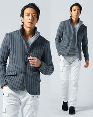スマートデート服メンズ3点コーデセット グレーストライプスタンドカラージャケット×グレーVネック長袖Tシャツ×白カーゴストレッチパンツ