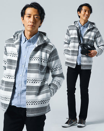 水族館デート服メンズ3点コーデセット オルテガボーダーフーディガン×ブルーオックスフォード長袖シャツ×黒スリムストレッチパンツ
