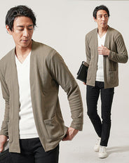 メンズ3点コーデセット ベージュ長袖カーディガン×白Vネックスリム長袖Tシャツ×黒スリムテーパードチノパンツ