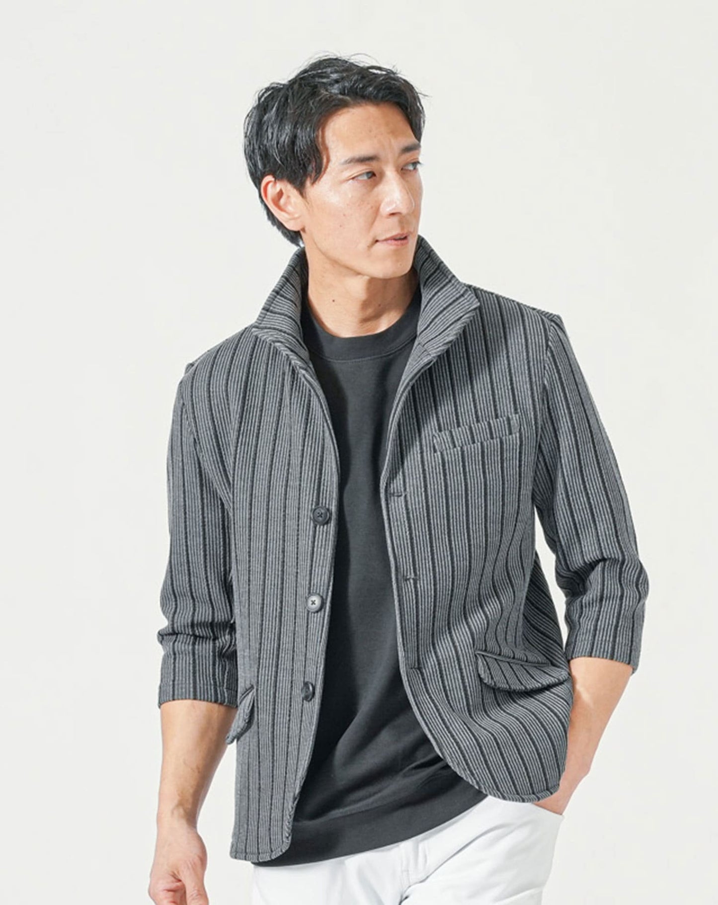 メンズ夏服トップス3点コーデセット　グレー7分袖テーラードジャケット×黒7分袖ポロシャツ×黒半袖Tシャツ