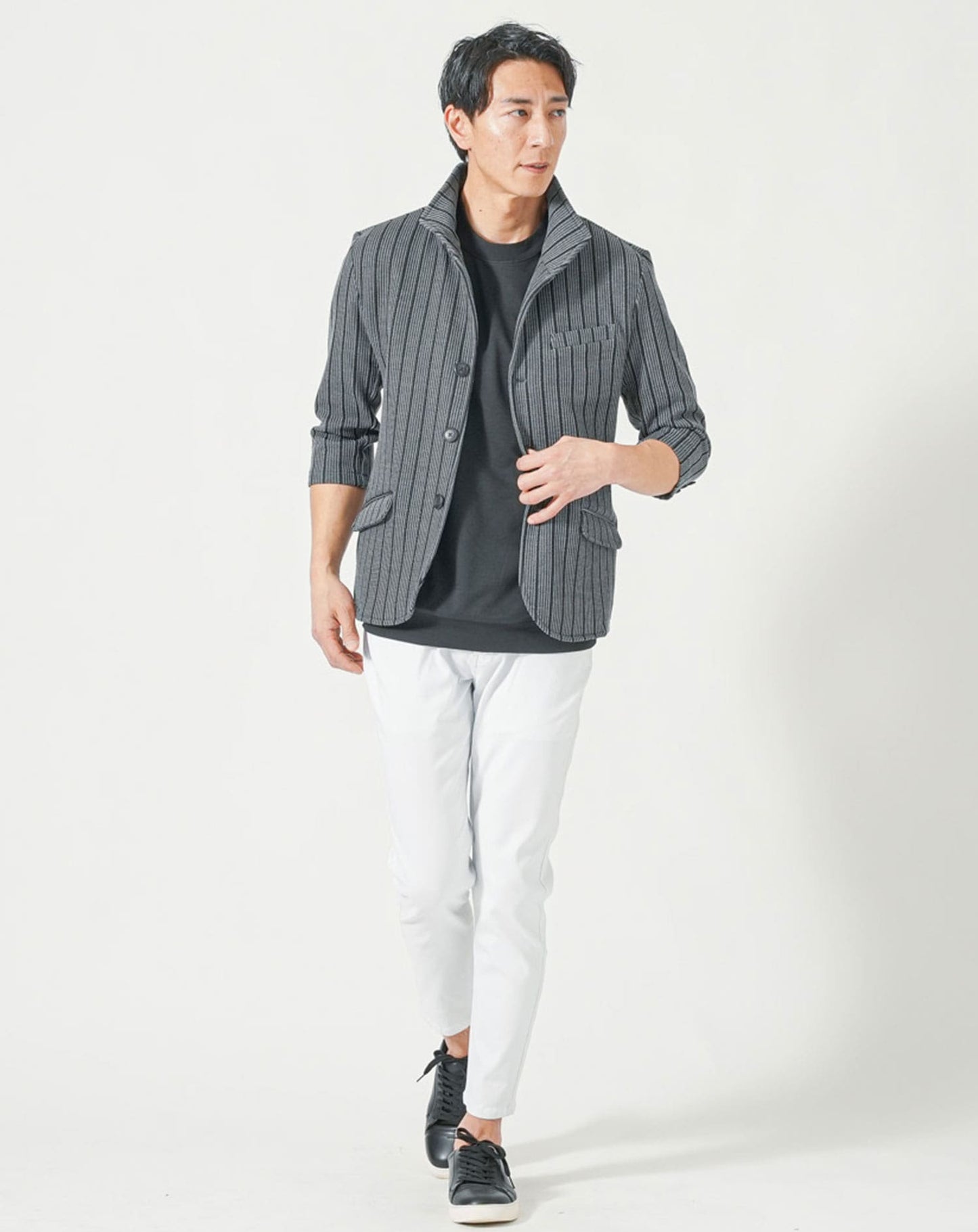 メンズ夏服トップス3点コーデセット　グレー7分袖テーラードジャケット×黒7分袖ポロシャツ×黒半袖Tシャツ