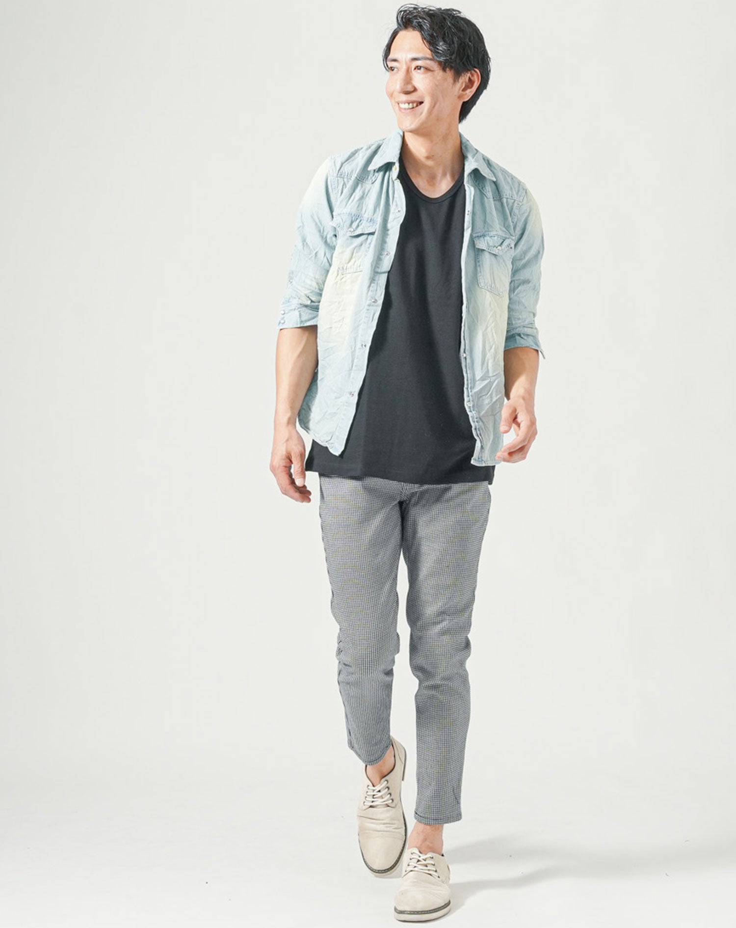 メンズ夏服トップス3点コーデセット　サックスブルー7分袖デニムシャツ×白タンクトップ×黒タンクトップ