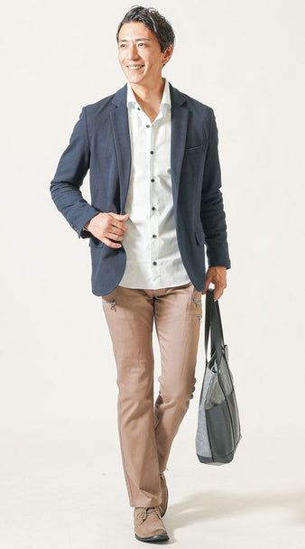 メンズにおすすめの気温17度に合うネイビージャケットコーデ