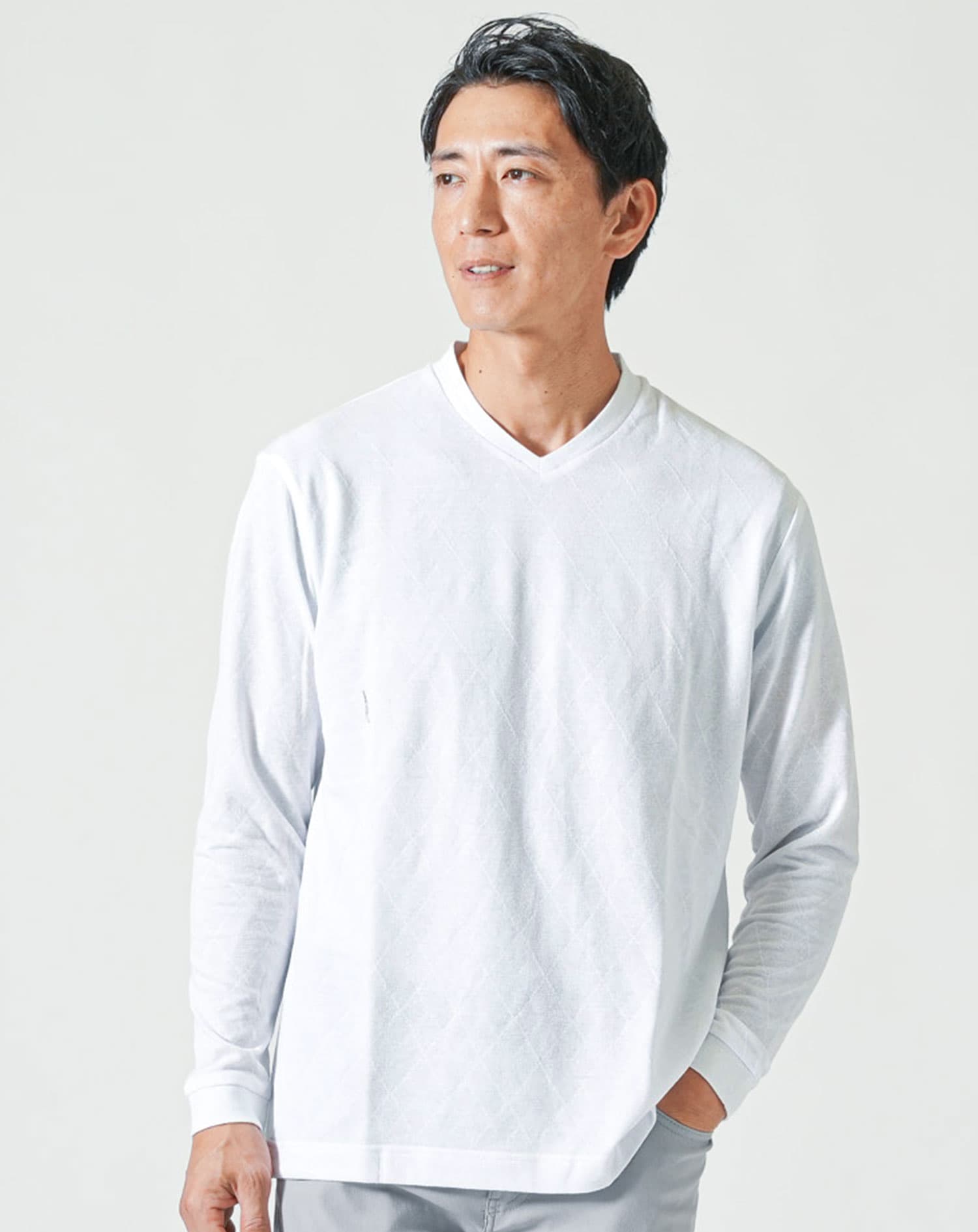 サーモライトうっすらアーガイルVネック長袖Tシャツ