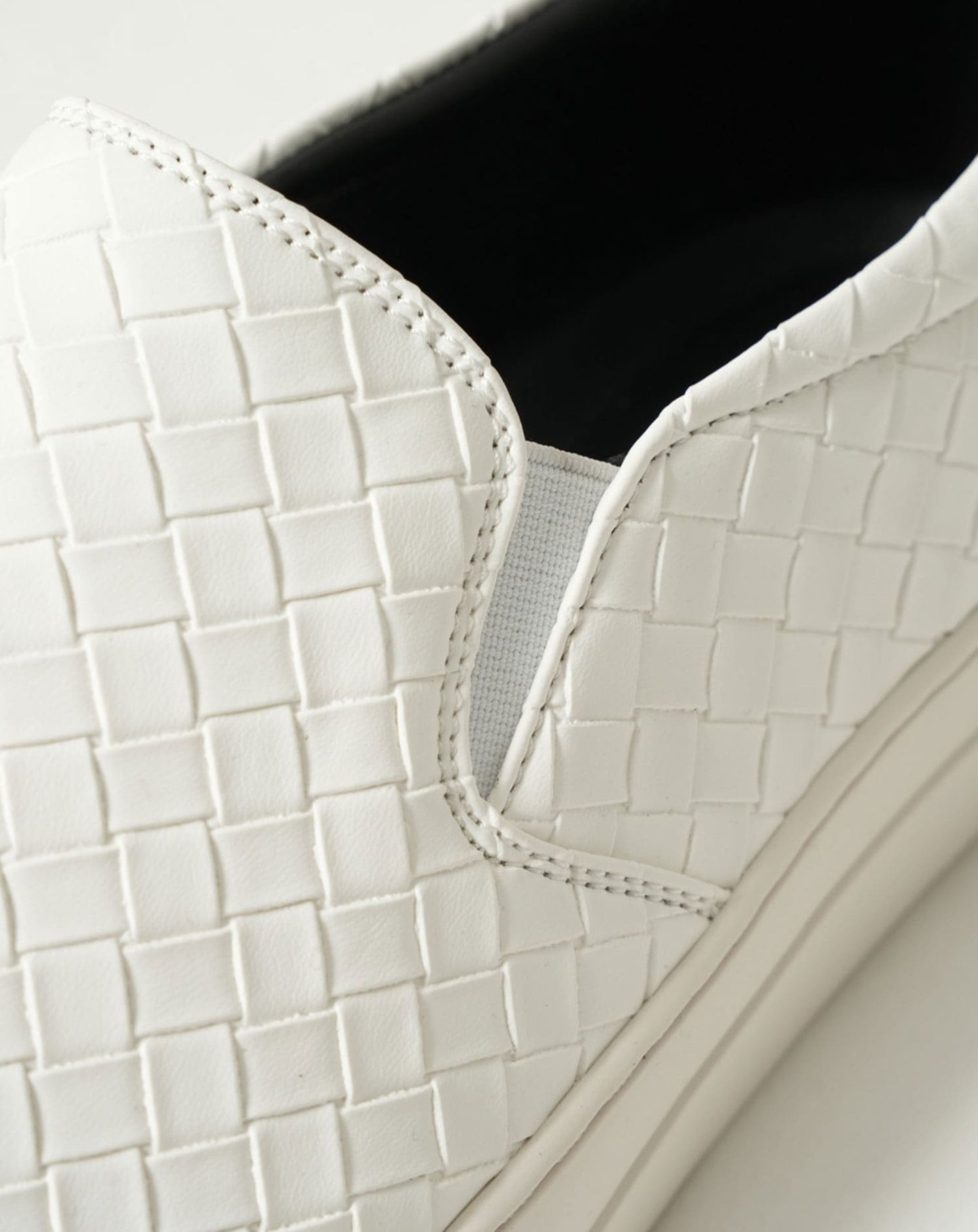 PUレザーイントレチャート編みスリッポンスニーカー