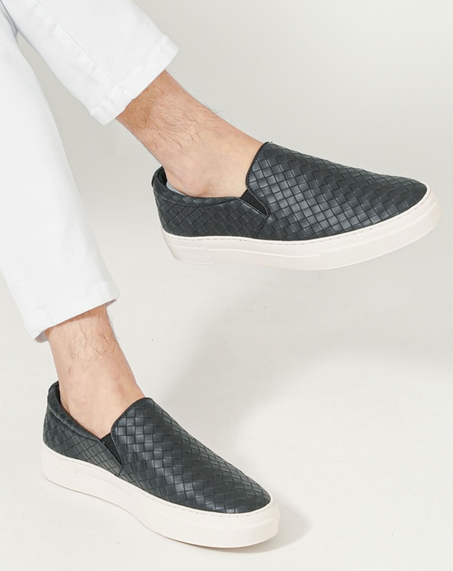 PUレザーイントレチャート編みスリッポンスニーカー