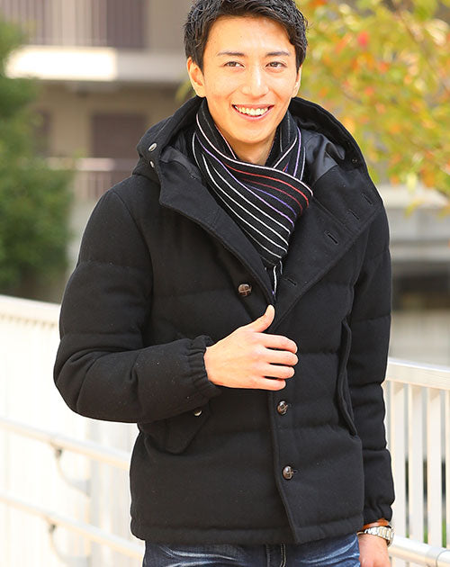 メンズにおすすめの清潔感あるきれいめ黒ダウンジャケット