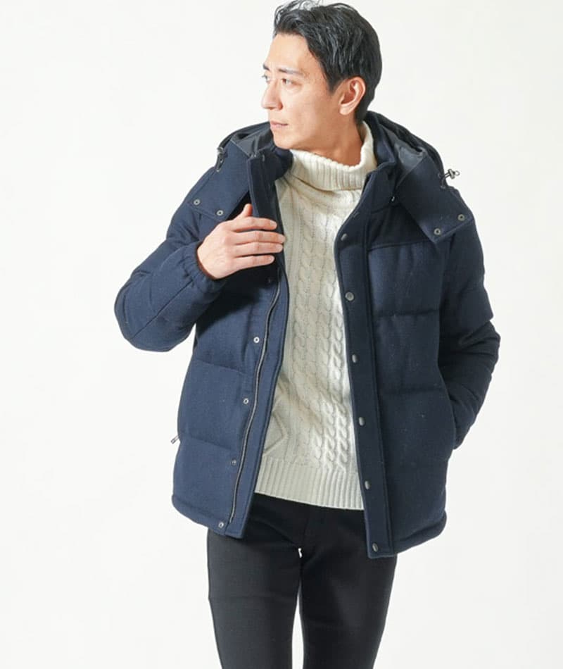 メルトン素材ボリュームネックフードデザインダウンジャケット