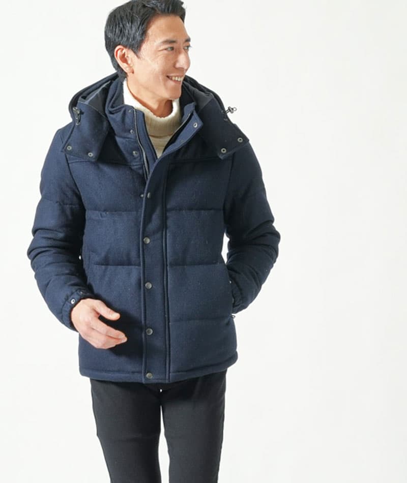メルトン素材ボリュームネックフードデザインダウンジャケット