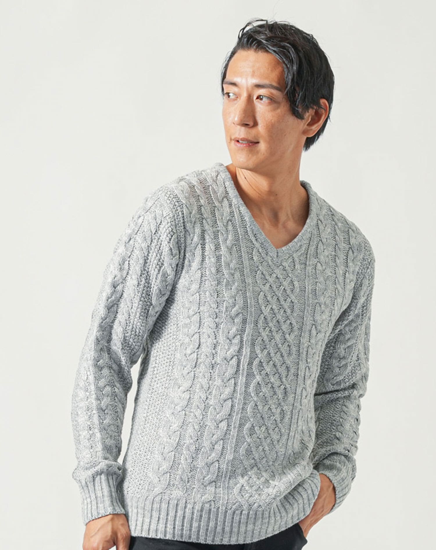 冬用あったかケーブル編みスリム長袖VネックニットTシャツ ｜ メンズ