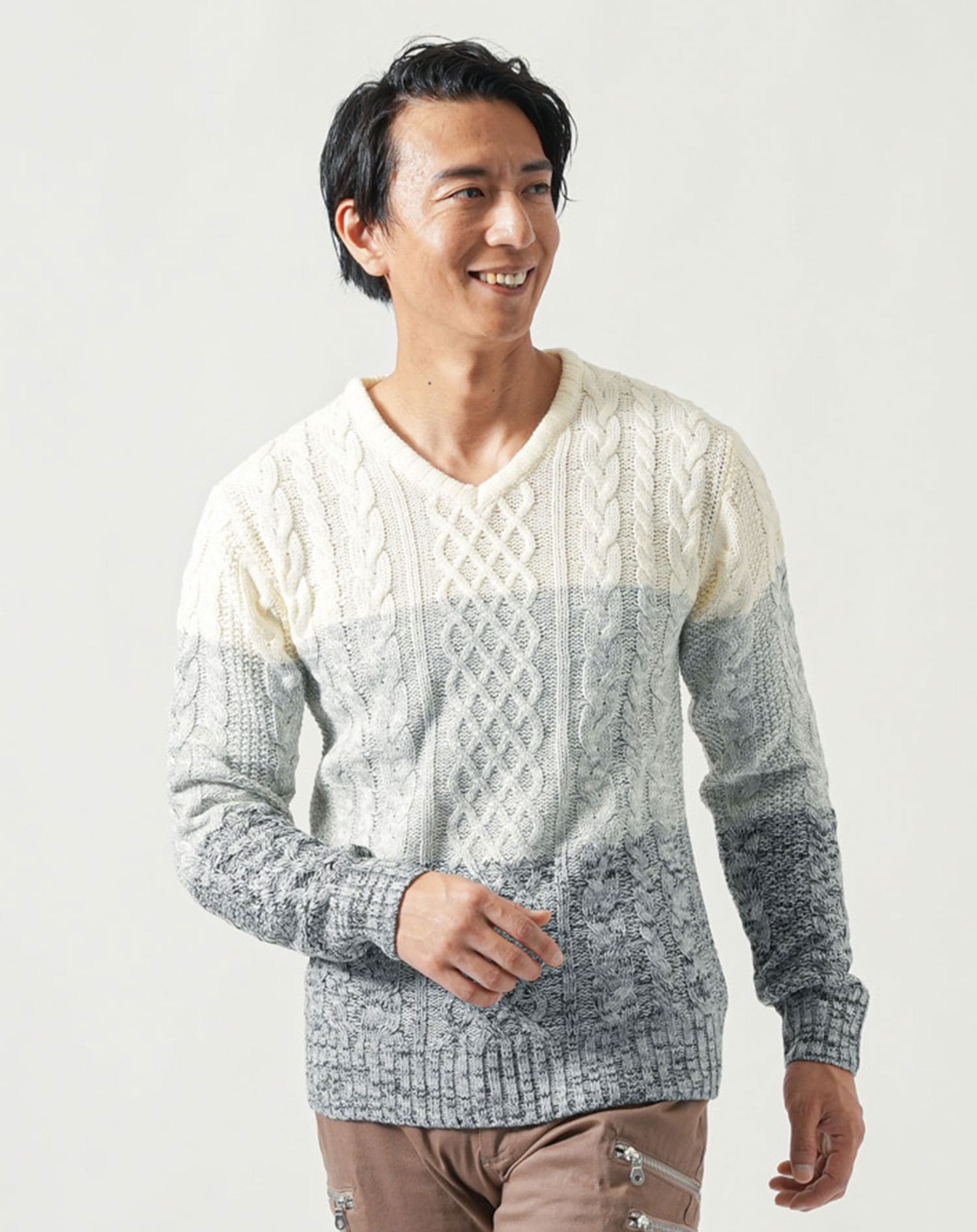 冬用あったかケーブル編みスリム長袖VネックニットTシャツ ｜ メンズ