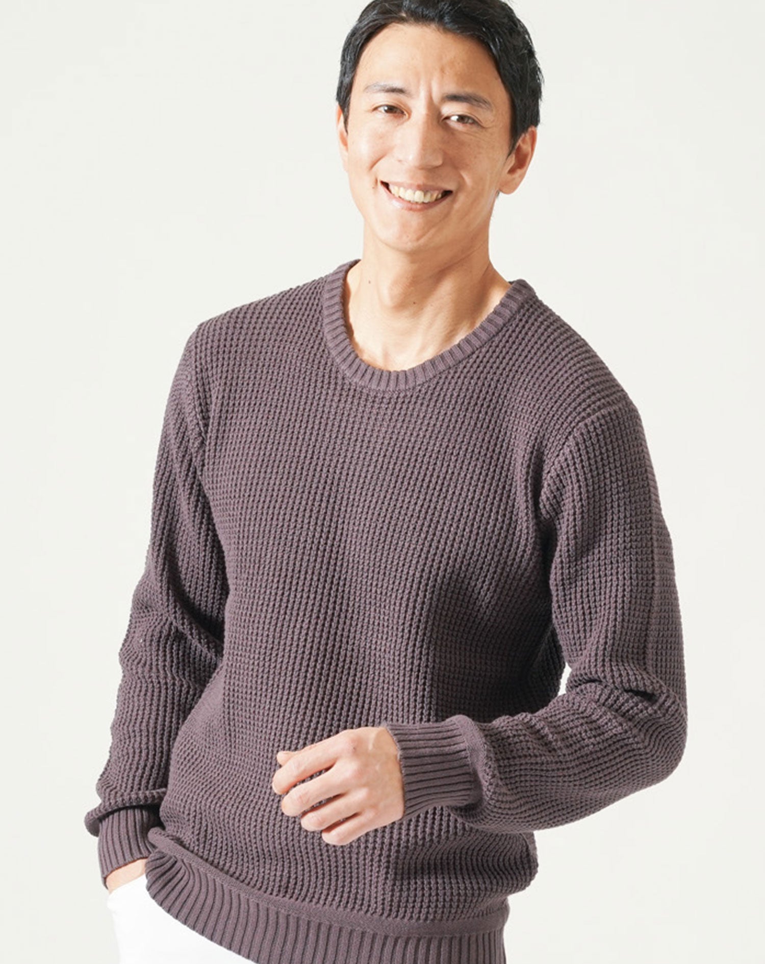 綿100%ラーベン編み長袖クルーネックニット