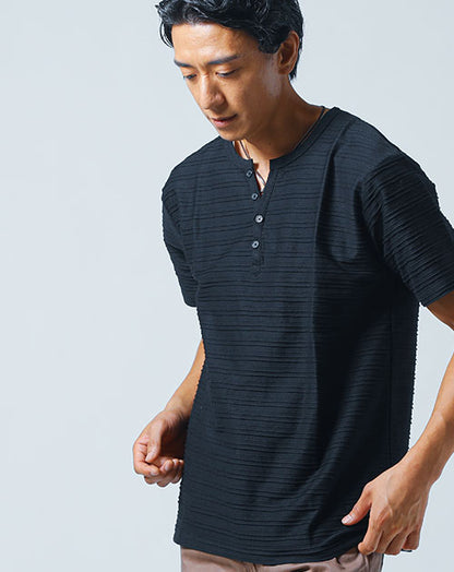 接触冷感タックジャガード半袖ヘンリーネックＴシャツ